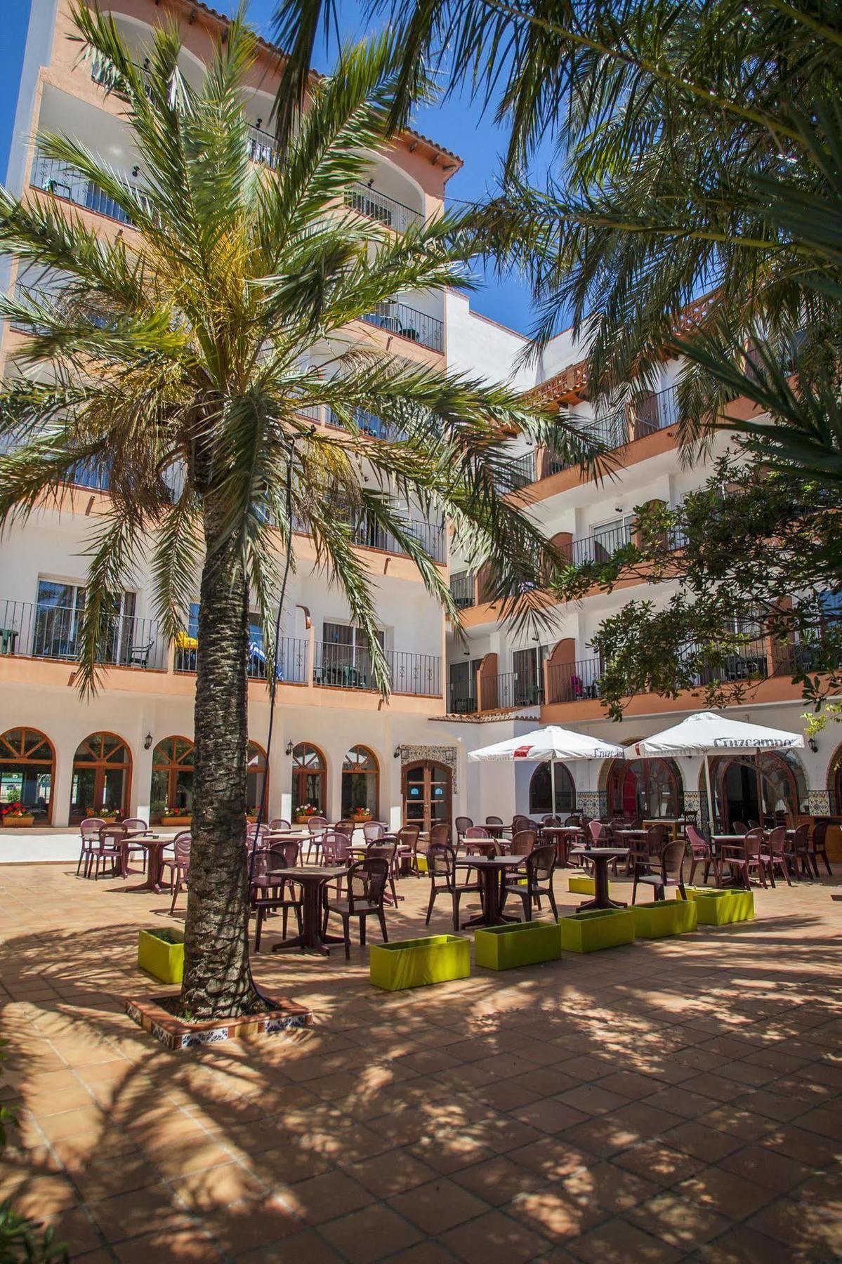 Hotel Comarruga Platja Eksteriør bilde
